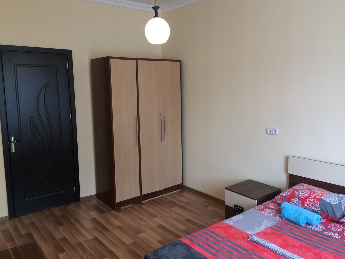 Apartment Merabi Batumi Ngoại thất bức ảnh
